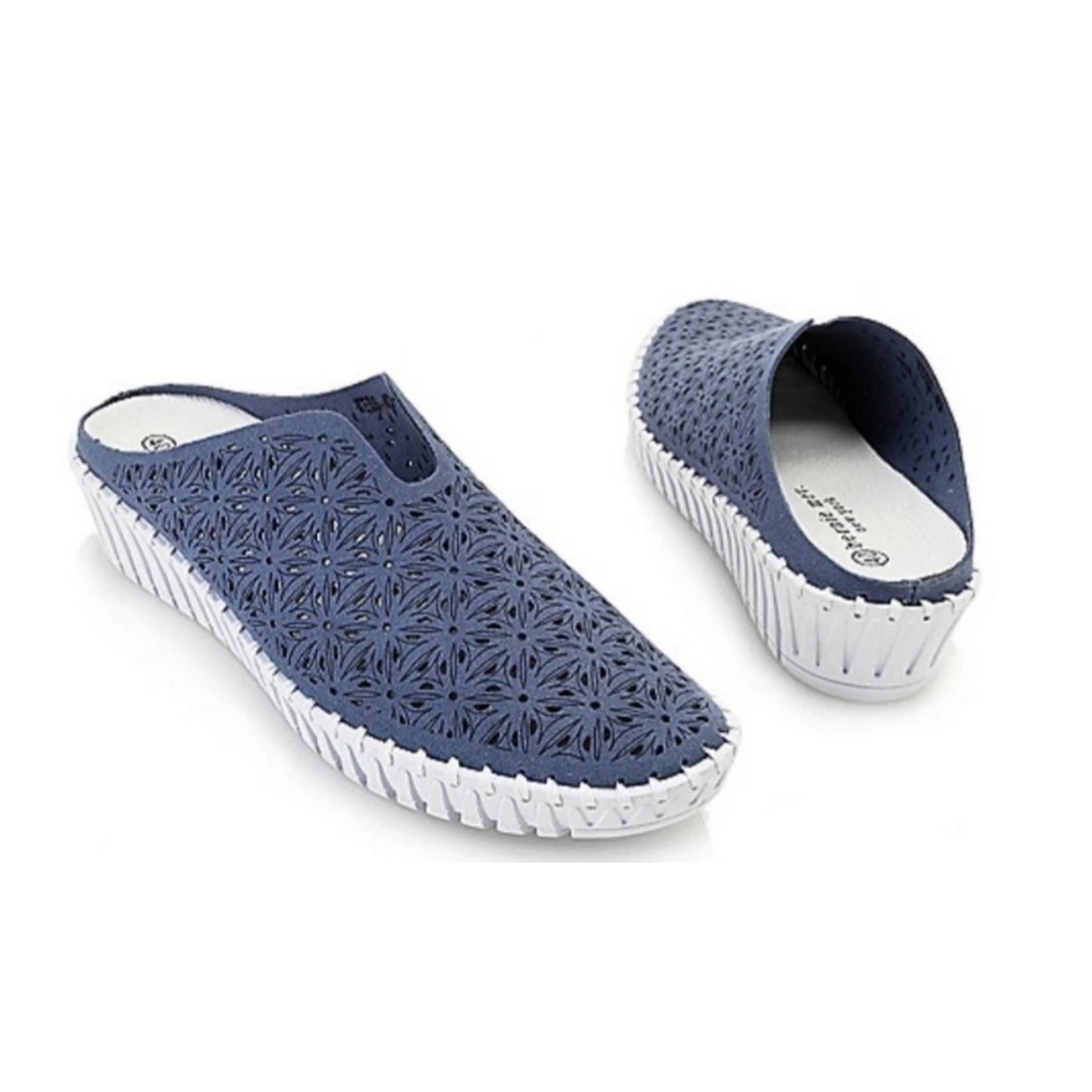 BERNIE MEV"TESS"MEMORY FOAM CUTOUT SLIDE IN MULES WOMEN'S SHOES